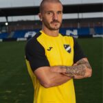 Joma 82P4R3299 أصفر أسود قميص بأكمام قصيرة أكاديمية رابعا رجال - Image 4