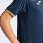 Joma 82P4R871 الأزرق الداكن قميص ذهبي كم قصير v رجال - Image 6
