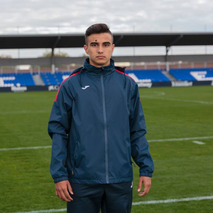 Joma 82P4R1229 الأزرق الداكن الأحمر سترة المطر trivor رجال