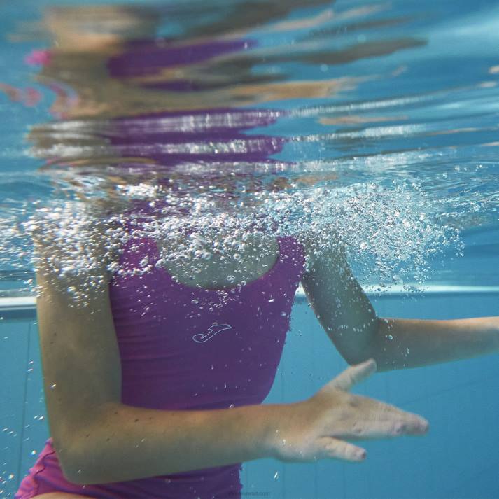 Joma 82P4R1737 ضارب الى الحمرة سبلاش ملابس السباحة نحيف