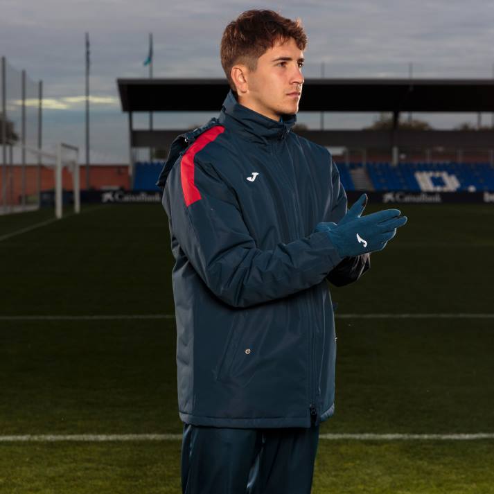 Joma 82P4R3068 الأزرق الداكن الأحمر أنوراك تريفور رجال