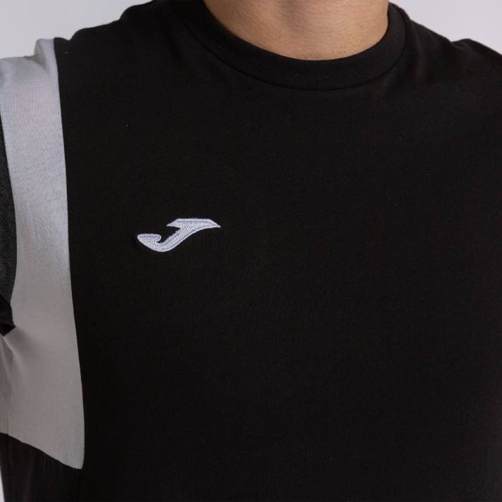 Joma 82P4R4113 أسود قميص بأكمام قصيرة مريحة iii رجال