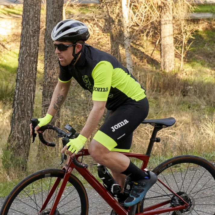 Joma 82P4R790 أسود أصفر فلوري شورت ركوب الدراجات كرونو رجال